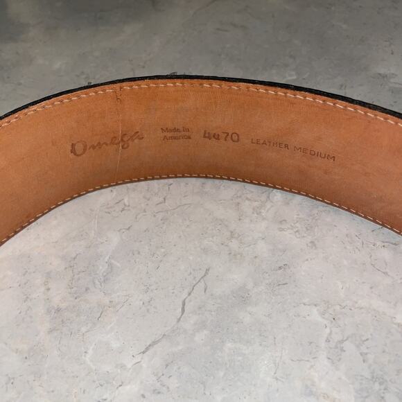 VTG Omega Black Croc Embossed 2.2 Wide 38.5”Leather Belt Size M Made in America - Picture 4 of 12